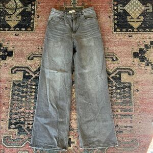 Women’s H&M wide leg Jean